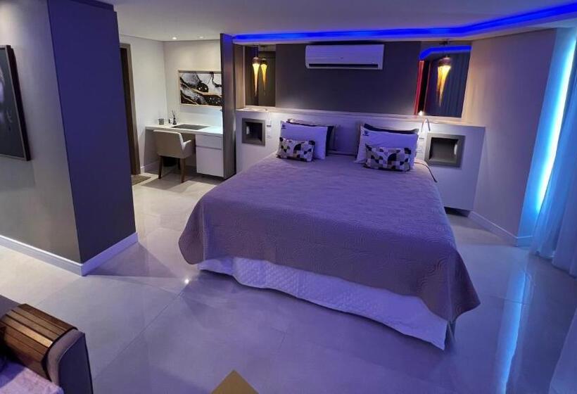 سوئیت پریمیوم, Seaflats Iate Plaza