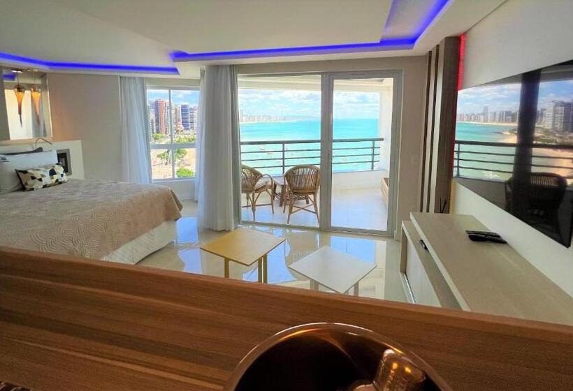 سوییت لوکس, Seaflats Iate Plaza