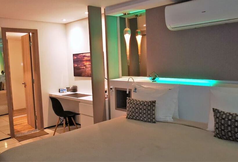 سوییت, Seaflats Iate Plaza