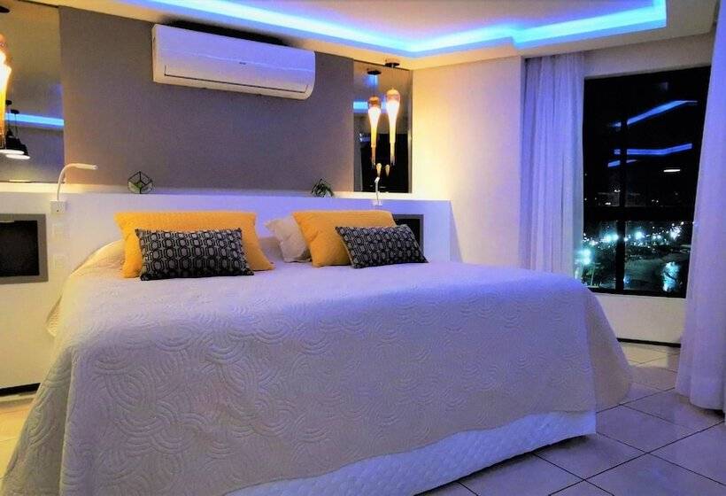 سوییت, Seaflats Iate Plaza