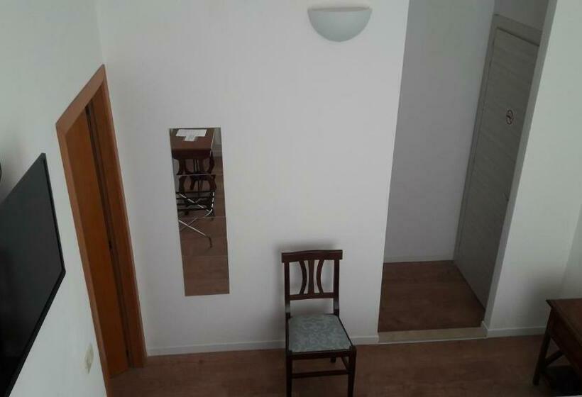 اتاق استاندارد, Il Grifo Camere E Suites