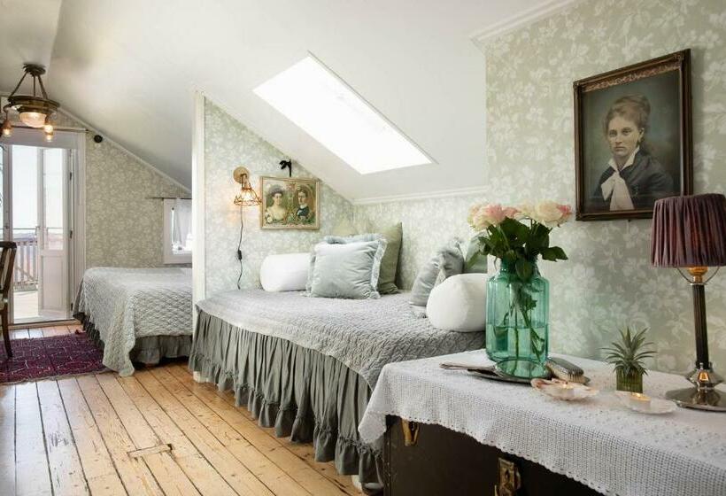 オーシャンビュースタンダードルームテラス付き, Strandflickornas Havshotell Lysekil