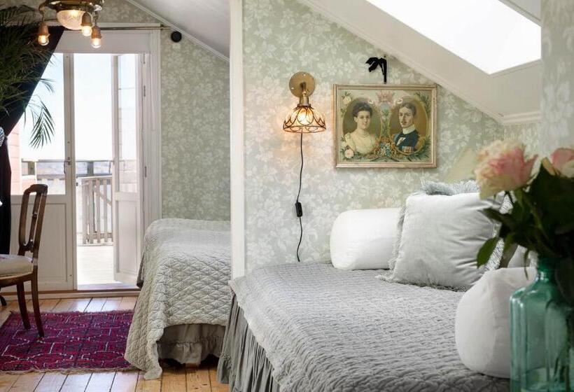 オーシャンビュースタンダードルームテラス付き, Strandflickornas Havshotell Lysekil