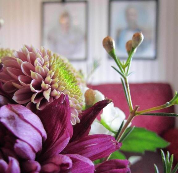 スイート, Strandflickornas Havshotell Lysekil