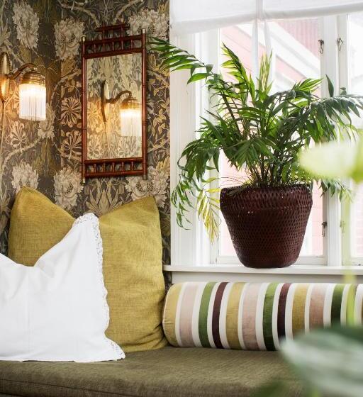 スイート, Strandflickornas Havshotell Lysekil