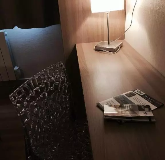 スタンダードルーム, Brit Hôtel Du Parc Niort Centre Parking Gratuit
