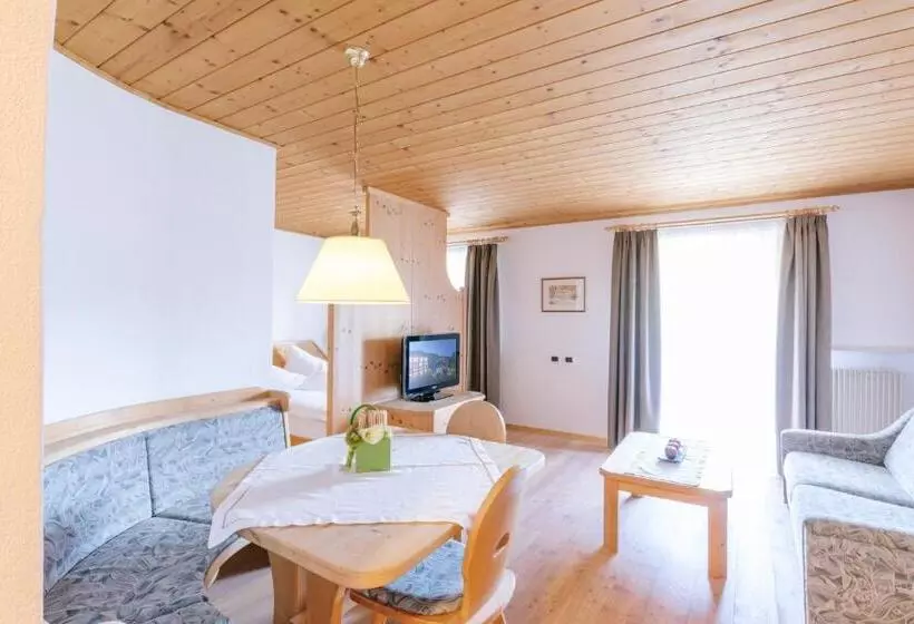 バルコニー付きスタンダードルーム, Ganischgerhof Mountain Resort & Spa