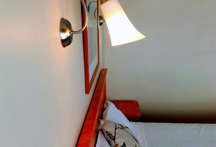 高级大房间, Glen Inn