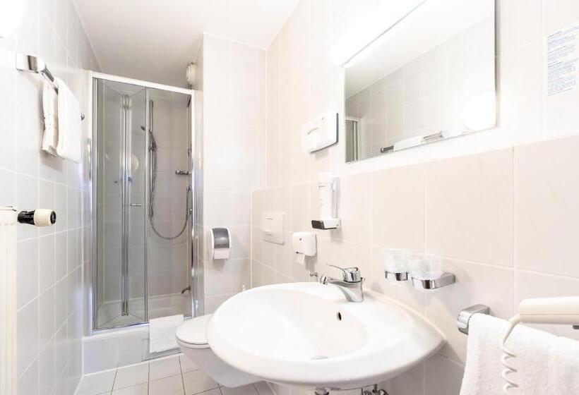 スタンダード4人部屋, Hölzer Bräu By Lehmann Hotels