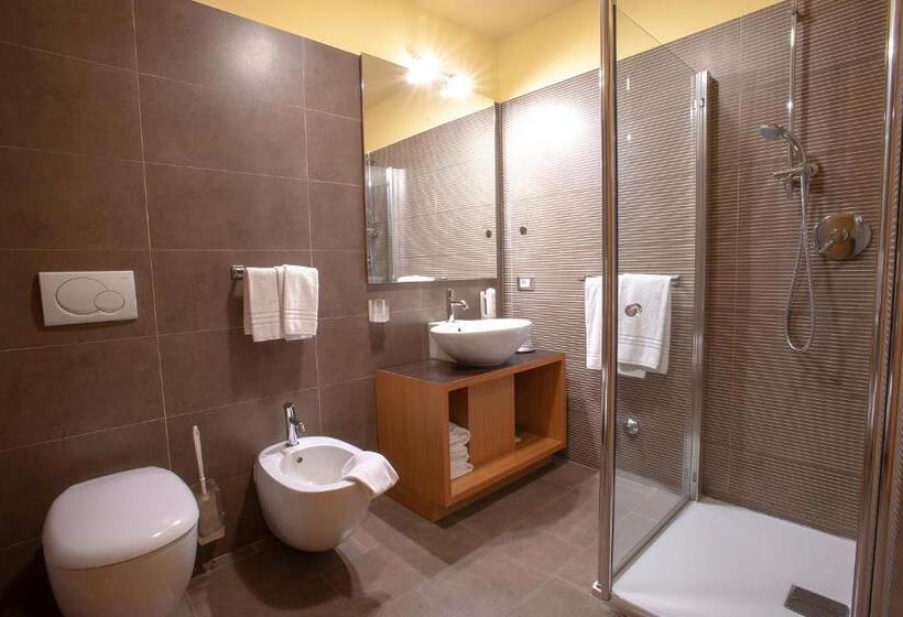 스탠다드 발코니 룸, Albergo Cavallino Bianco