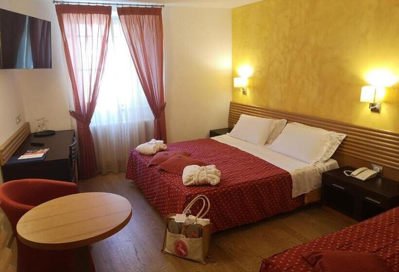 스탠다드 트리플 룸, Albergo Cavallino Bianco