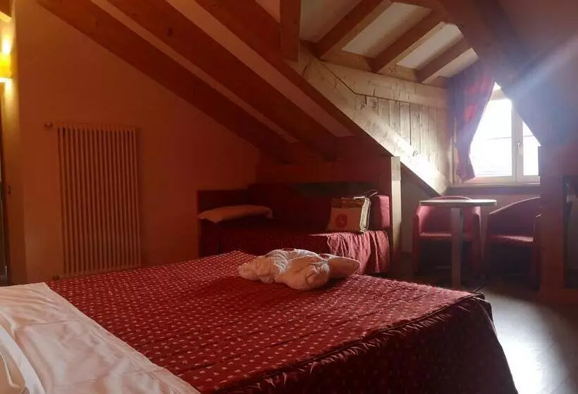 スタンダードトリプルルーム, Albergo Cavallino Bianco