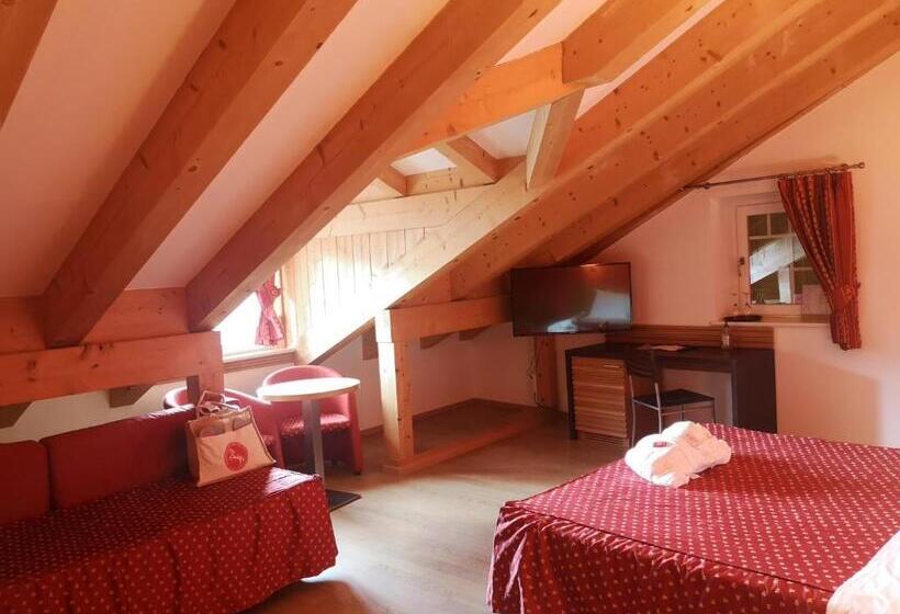 스탠다드 트리플 룸, Albergo Cavallino Bianco