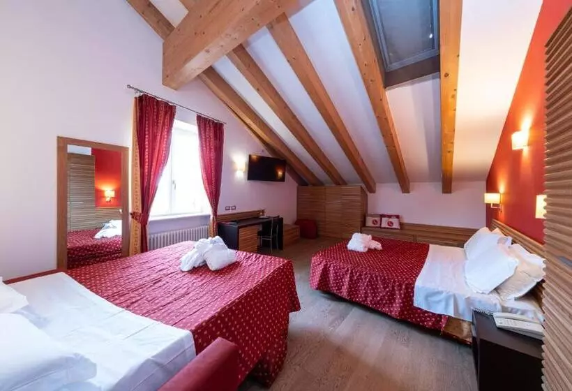 スタンダード４人部屋, Albergo Cavallino Bianco