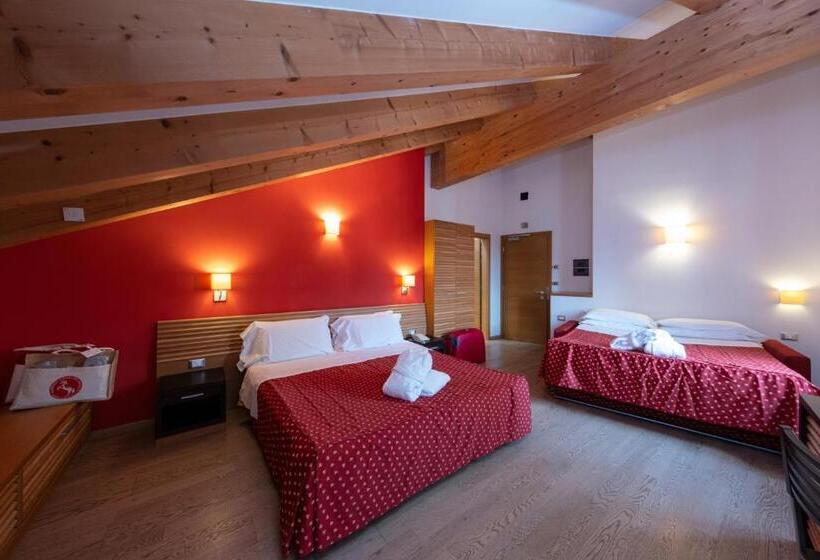 Четырехместный Номер Стандарт, Albergo Cavallino Bianco