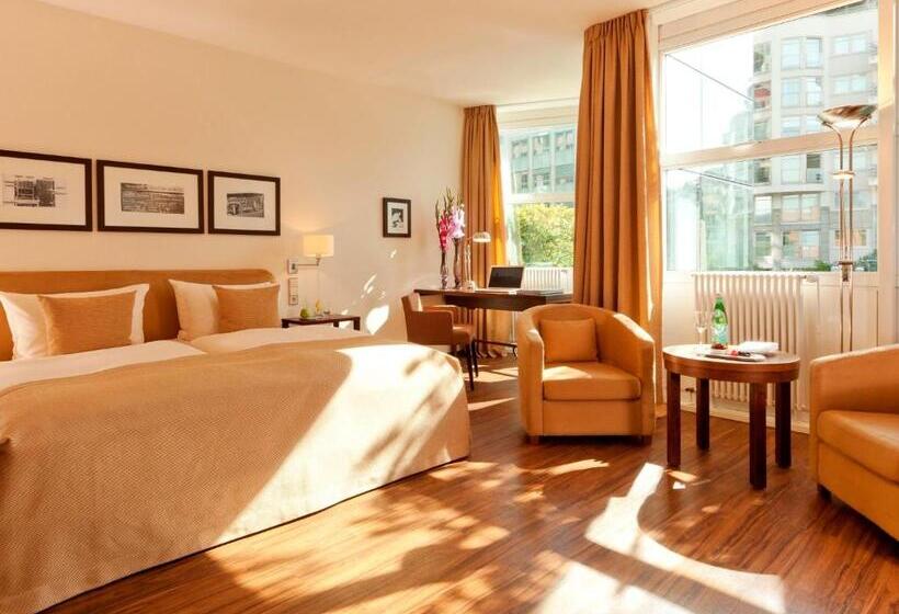اتاق اجرایی, Abion Villa Suites