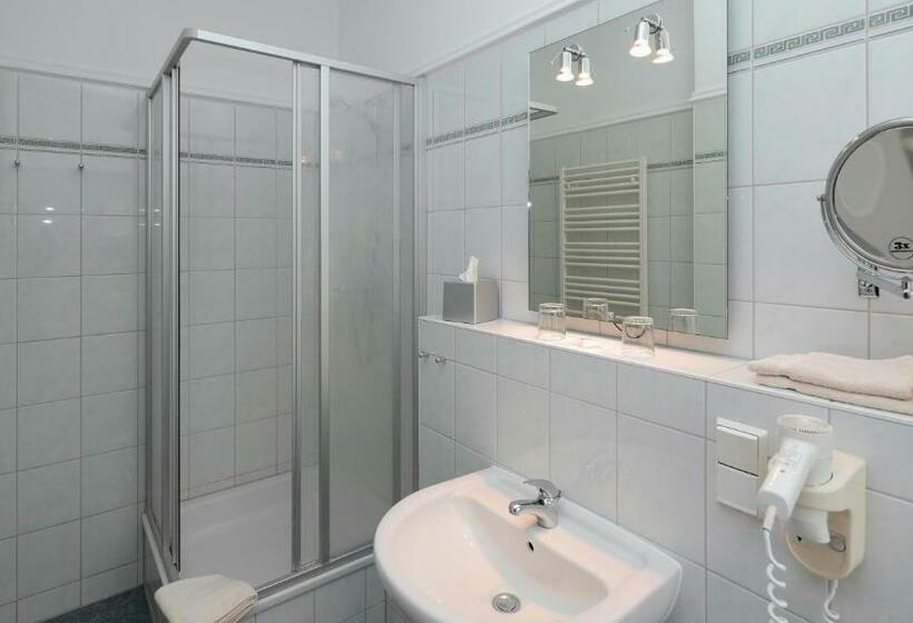 سوییت, Garni Arte Vita