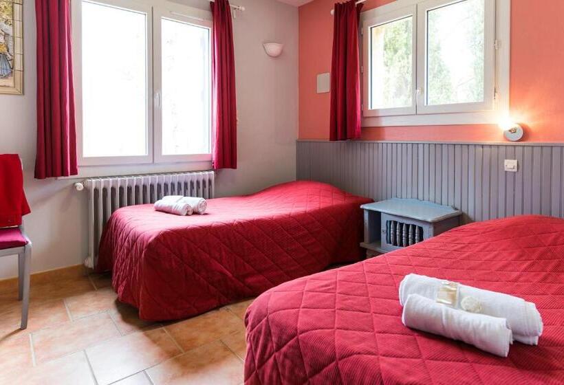 Семейный Номер, Au Bien Etre Piscine