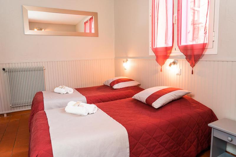 Номер Стандарт с Террасой, Au Bien Etre Piscine