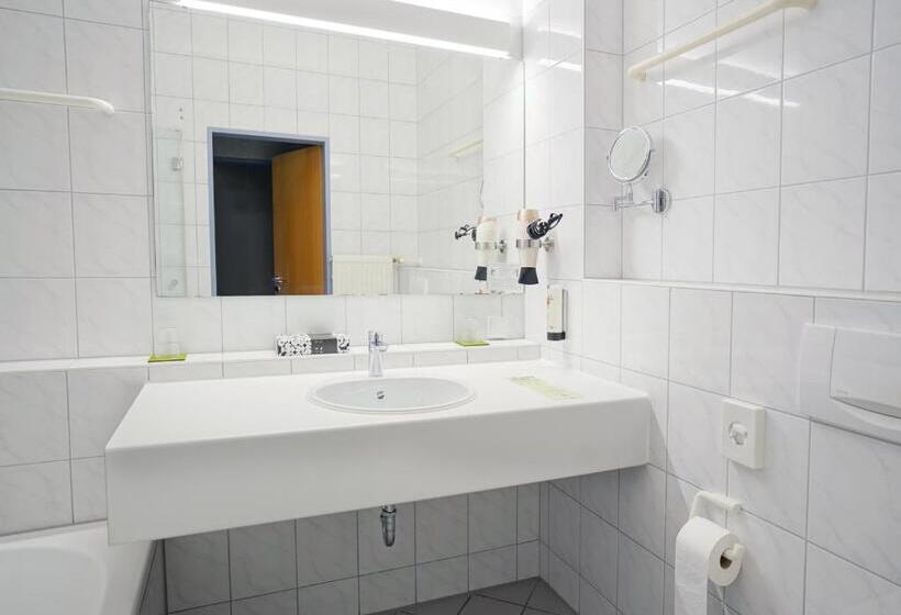 패밀리 룸, Bessunger Forst