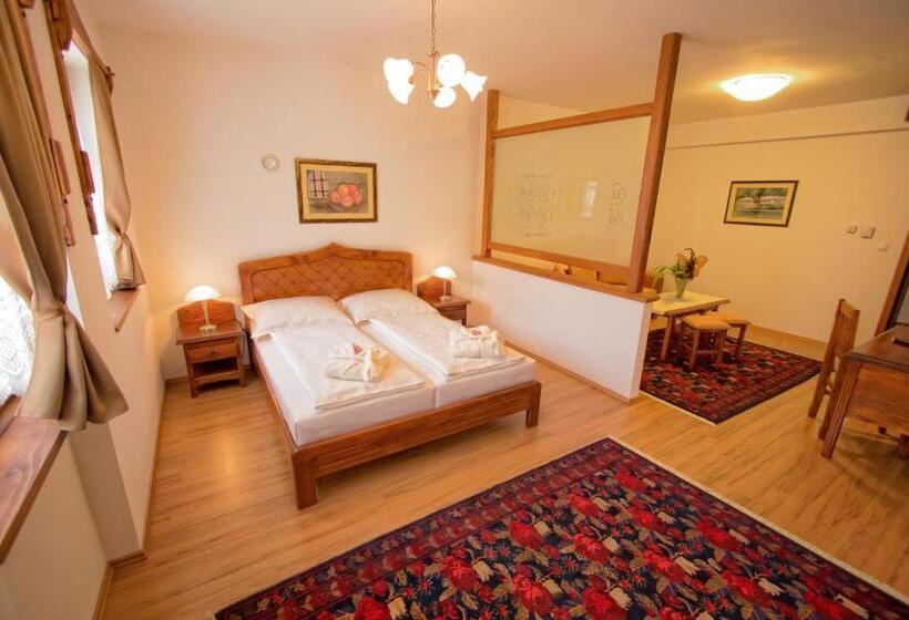 سوییت لوکس, Boutique Hotel Old Town Mostar