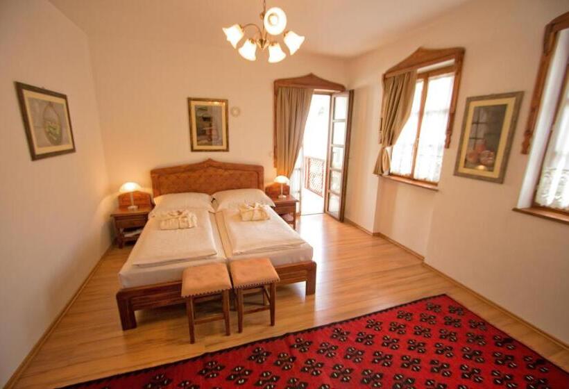 اتاق لوکس با بالکن, Boutique Hotel Old Town Mostar