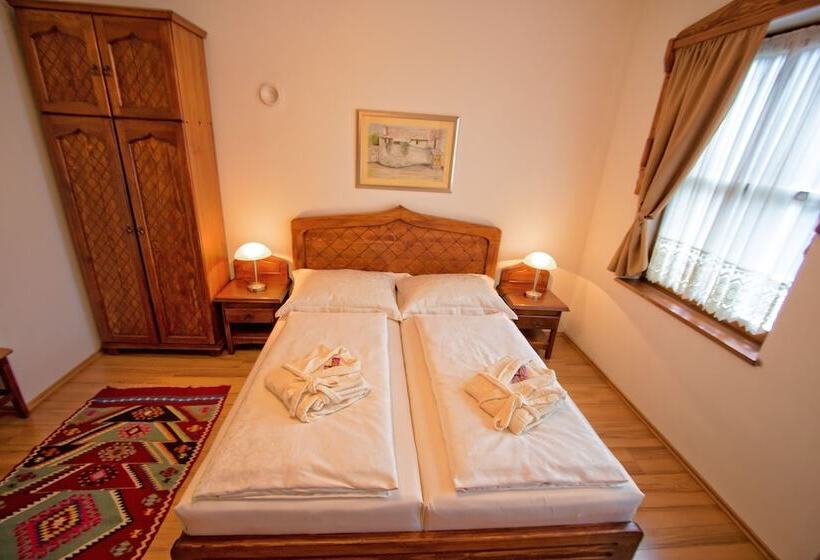 اتاق لوکس, Boutique Hotel Old Town Mostar
