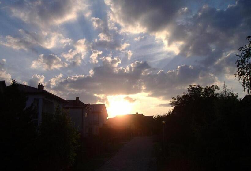 اتاق استاندارد سه نفره, Carskie Koszary