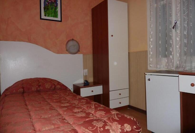 スタンダードシングルルーム, Corso