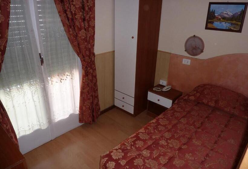 スタンダードシングルルーム, Corso