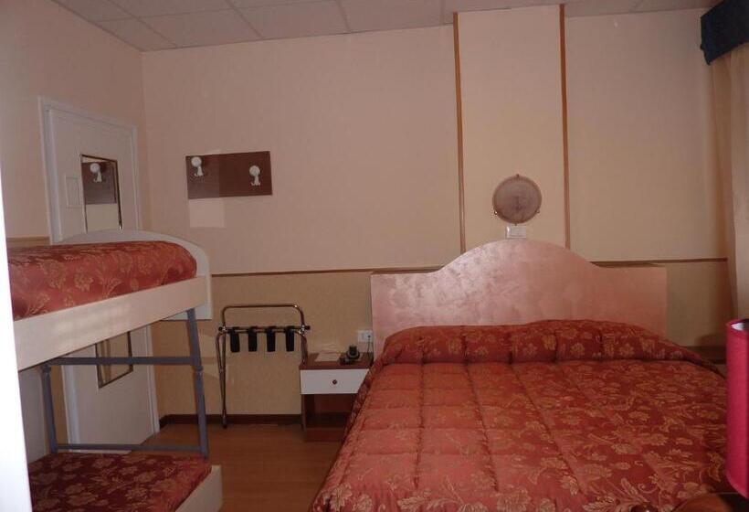 スタンダード４人部屋, Corso