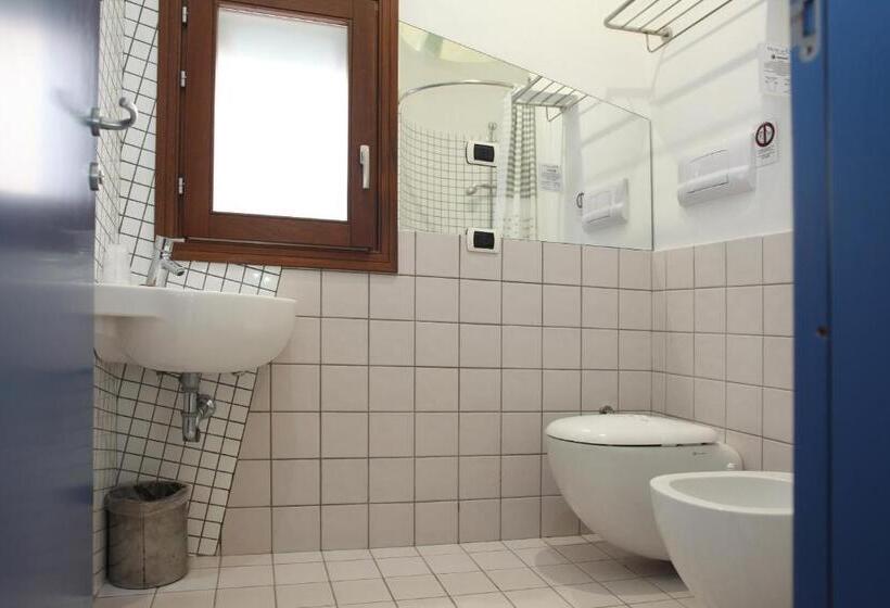 חדר סטנדרט יחיד, Delle Cave