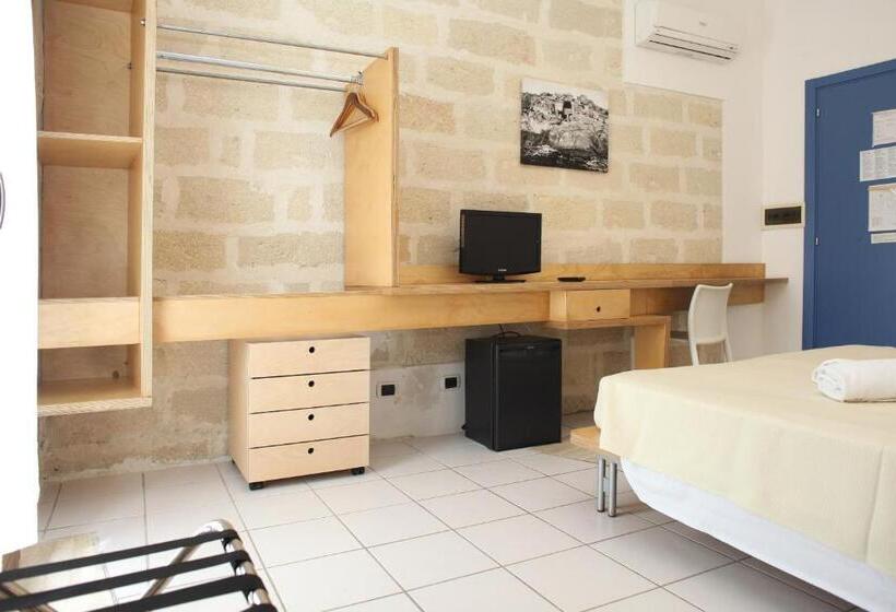 חדר סופריור, Delle Cave