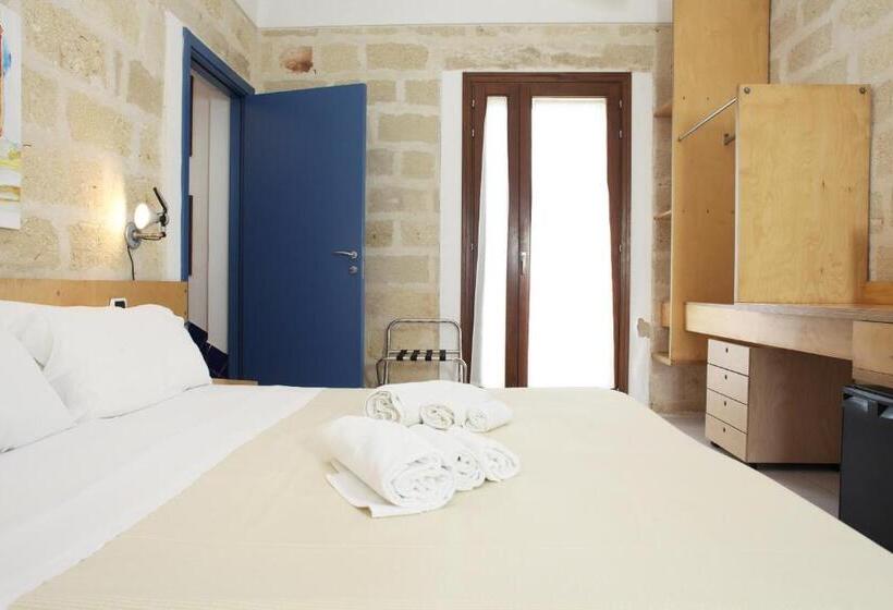 חדר סופריור, Delle Cave