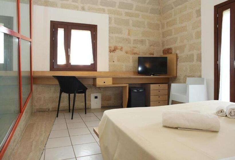 חדר דלוקס, Delle Cave