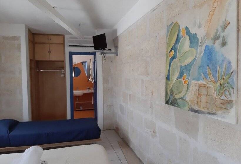 חדר סטנדרט יחיד, Delle Cave