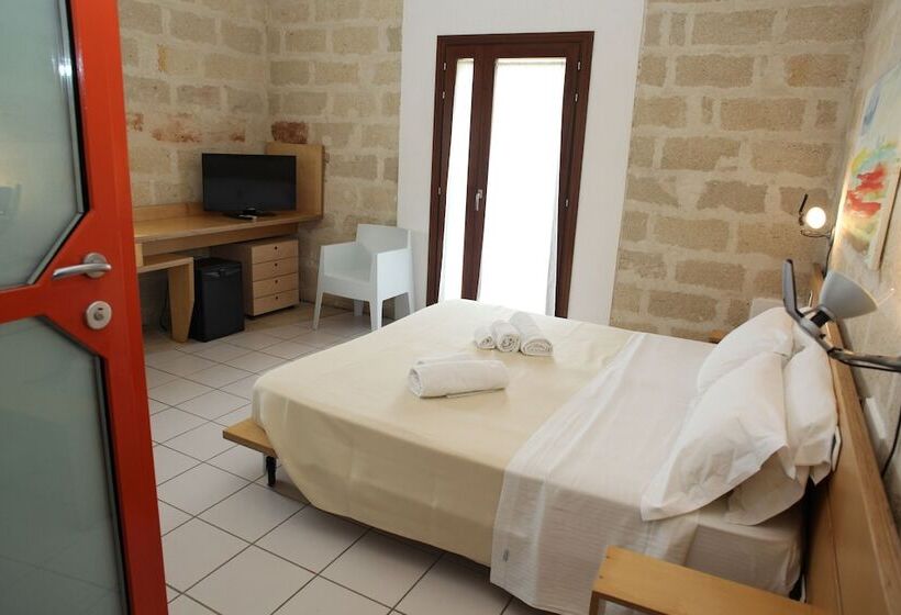 חדר דלוקס, Delle Cave