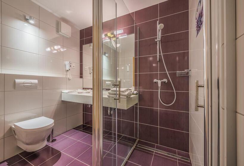 스탠다드 룸, Molengroet