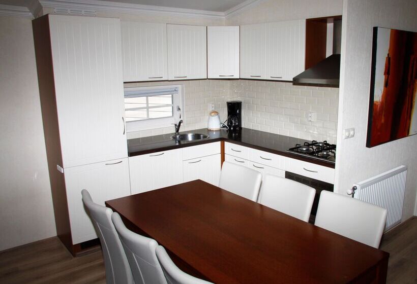 スタンダードルーム, Molengroet