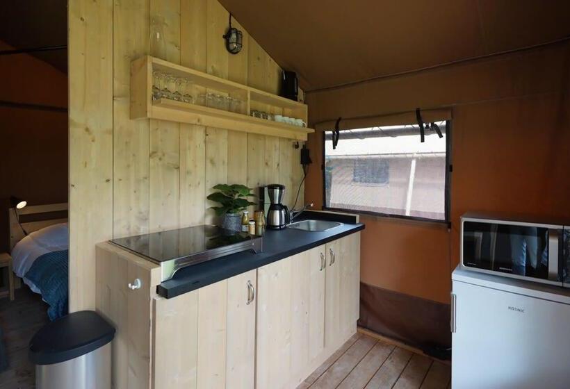 스탠다드 룸, Molengroet