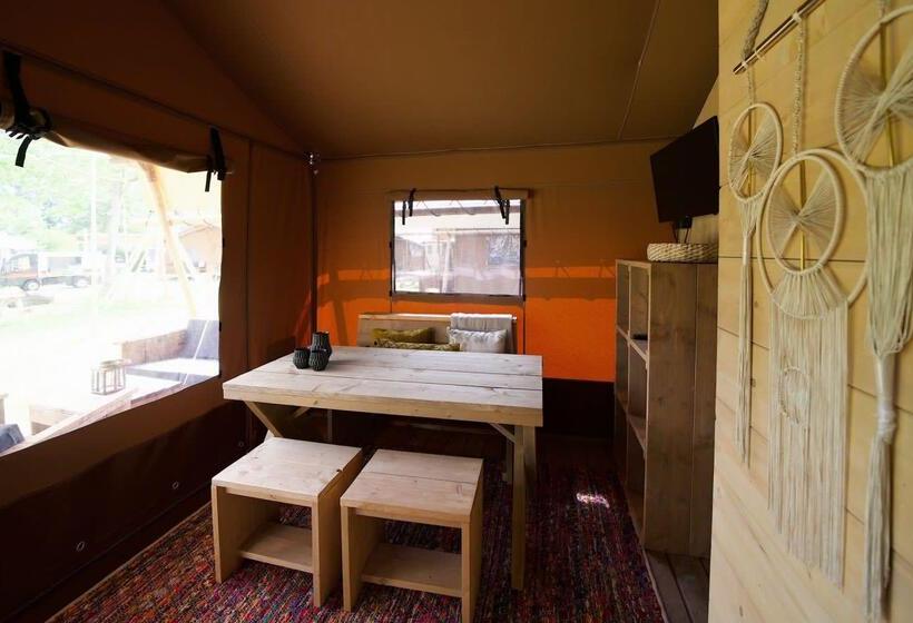 스탠다드 룸, Molengroet