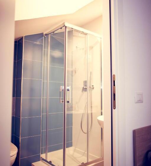 اتاق سوپریور, Fini