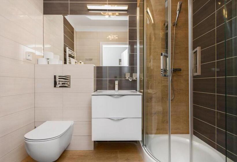 דירת חדר, Grand Laola Spa