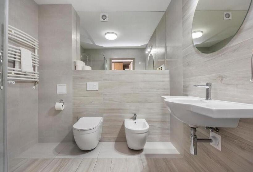 חדר סופריור יחיד, Grand Laola Spa