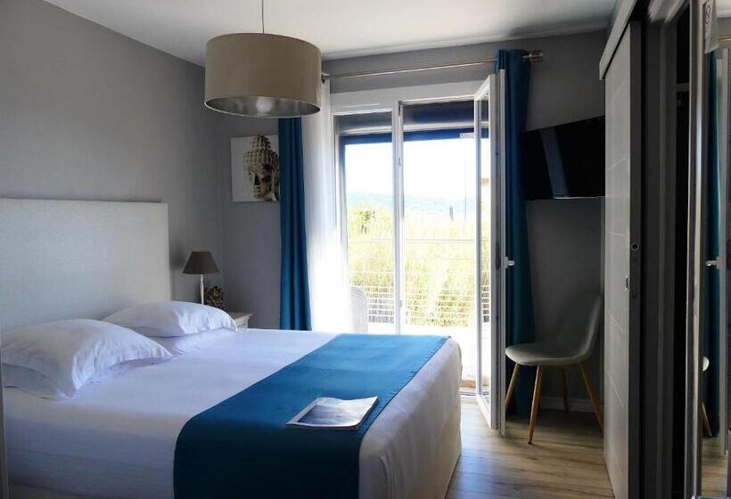 Habitació Estàndard Vista Mar amb Terrassa, Hôtel De La Vierge Noire