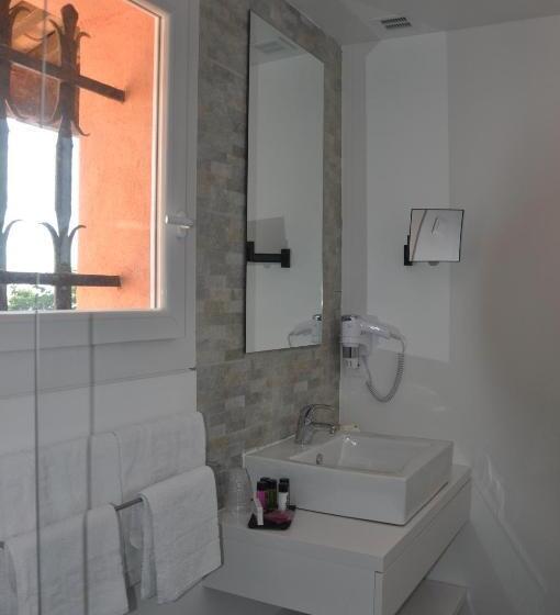 Habitació Deluxe Vista Mar, Hôtel De La Vierge Noire