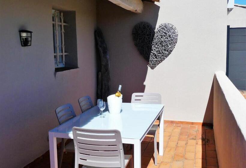 Habitació Deluxe Vista Mar, Hôtel De La Vierge Noire