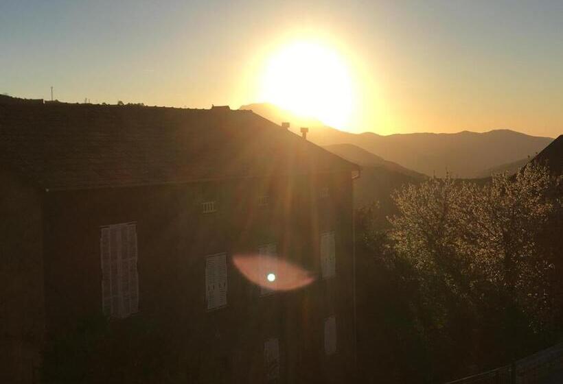 Четырехместный Номер Стандарт, Hôtel U Palazzu & Spa