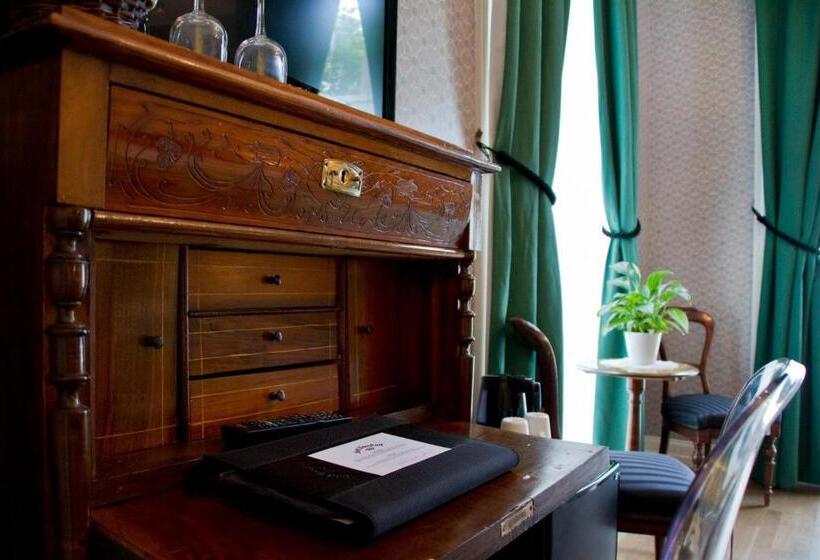 اتاق سوپریور, Kong Carl Unike Hoteller