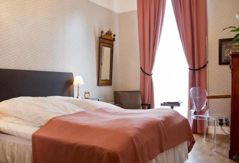 اتاق استاندارد, Kong Carl Unike Hoteller